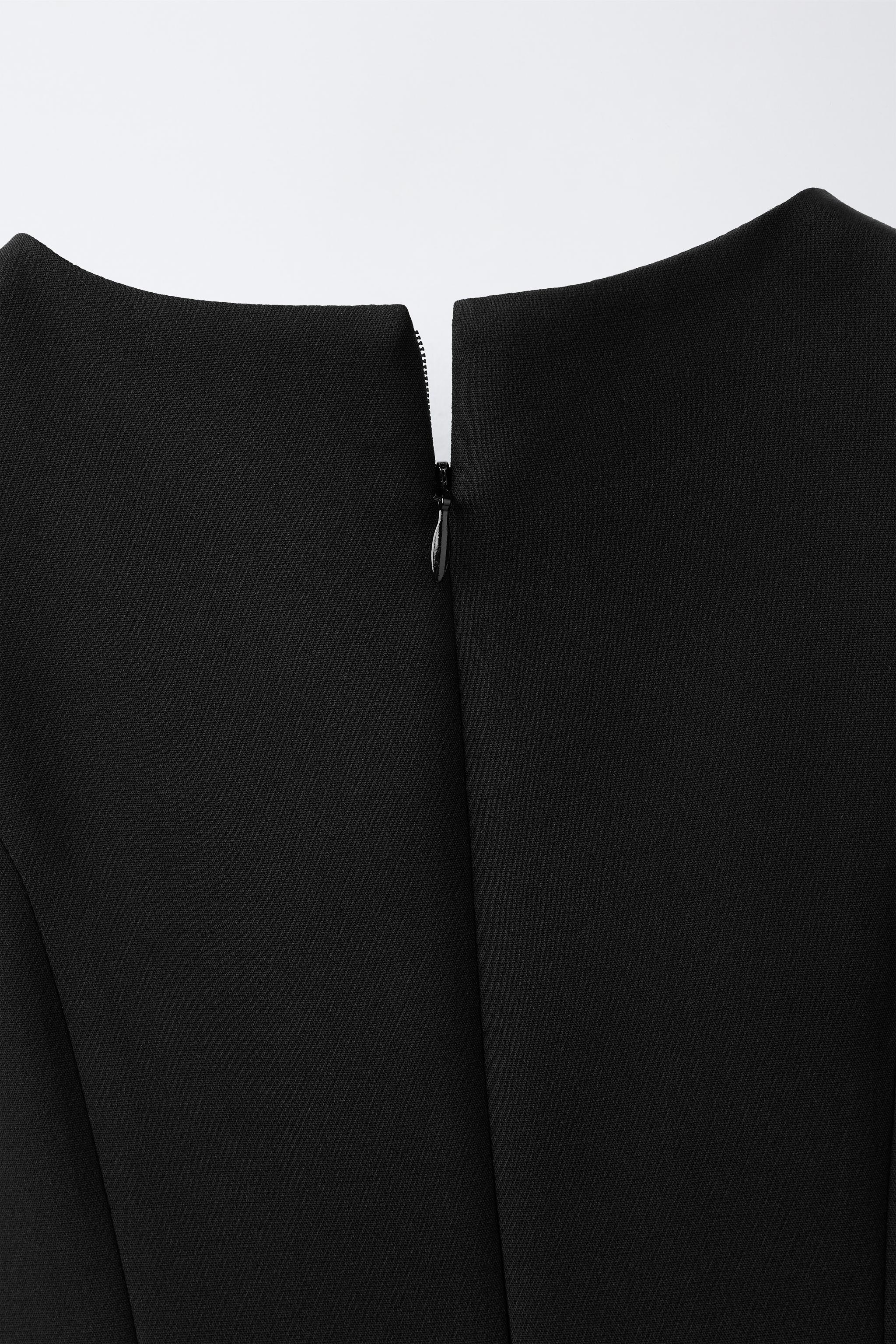 PLEATED DETAIL DRESS